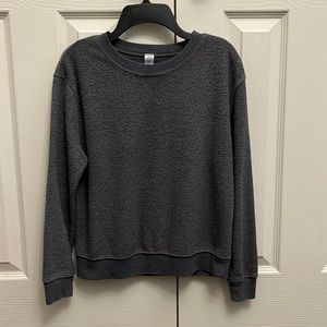 No boundaries, dark gray sweatshirt in size extra small